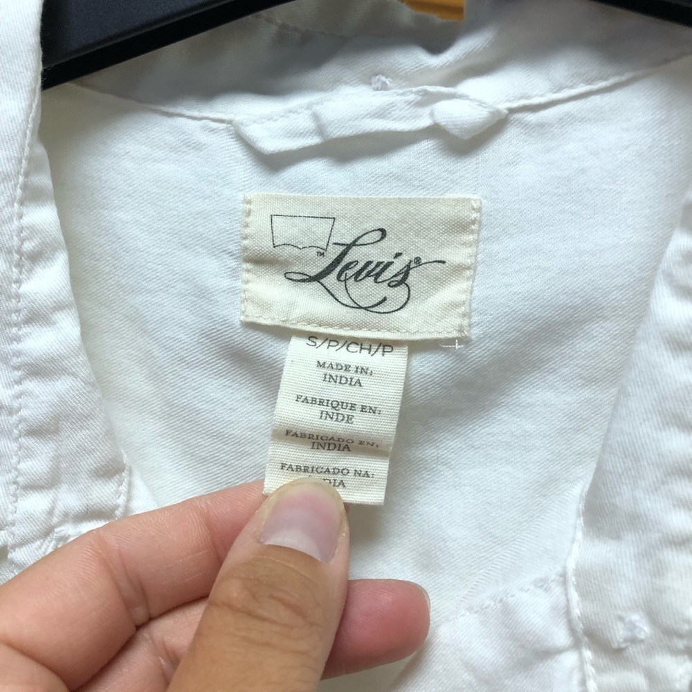 Levi’s Button Down - image 3